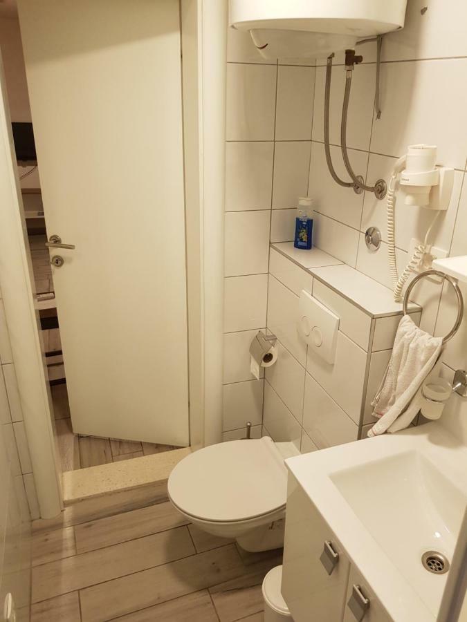 Apartments Marin Trogir Bagian luar foto